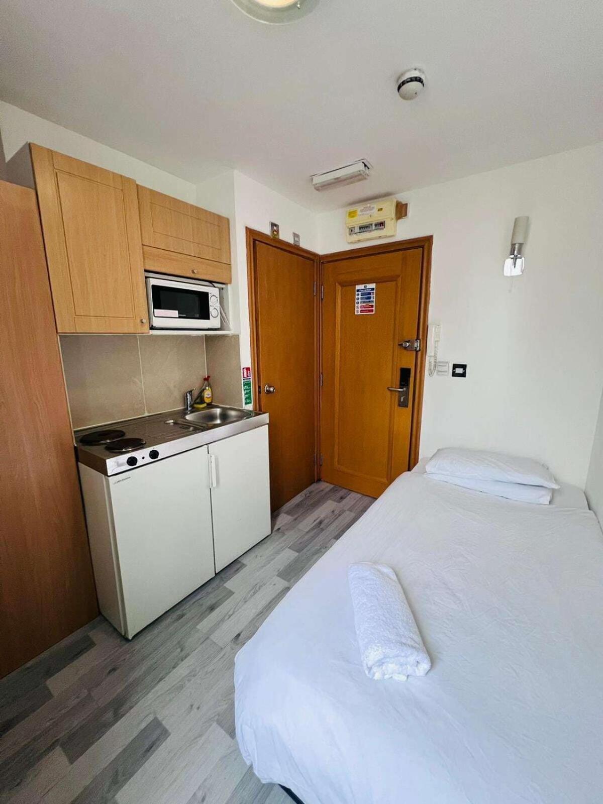 F301-Awesome 3Rd Flr Studio Fits 1 Near Hyde Park Londen Buitenkant foto